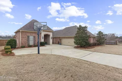 147 Hampton Hills Blvd, Canton, MS 39046 photo 2