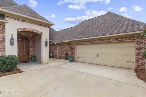 147 Hampton Hills Blvd, Canton, MS 39046 photo 4