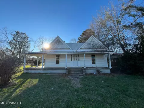 500 Cypress St, Richton, MS 39476
