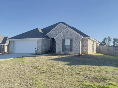 132 Chartleigh Cir, Canton, MS 39046 photo 4