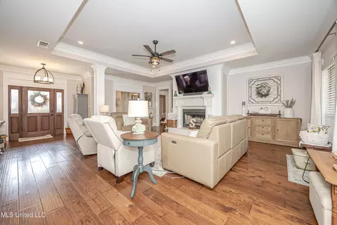 Living - 12025 Saracennia Rd, Moss Point, MS 39562 photo 1 of 6