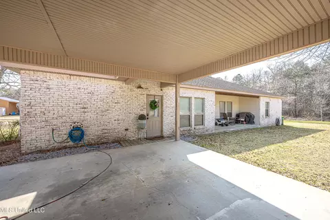 Exterior - 12025 Saracennia Rd, Moss Point, MS 39562 photo 27 of 31