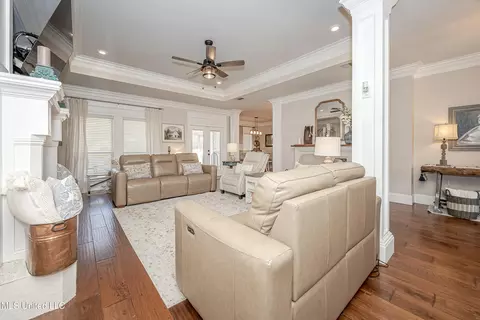 Living - 12025 Saracennia Rd, Moss Point, MS 39562 photo 3 of 6