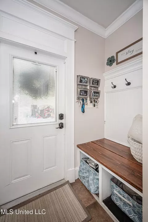 Entry Way - 12025 Saracennia Rd, Moss Point, MS 39562 photo 2 of 6