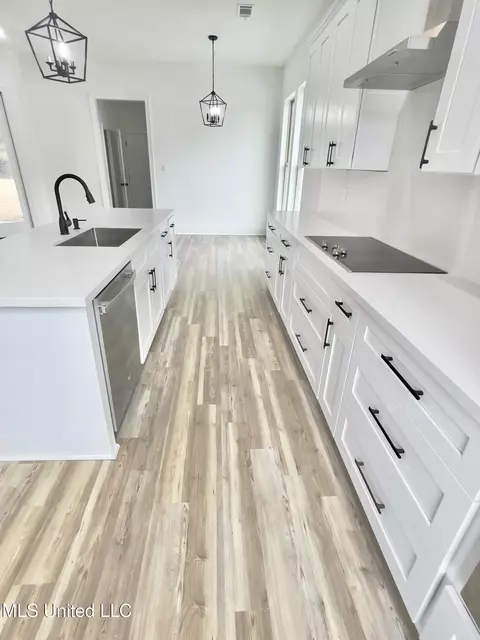 Kitchen - 627 Deason Dr, Picayune, MS 39466 photo 1 of 3