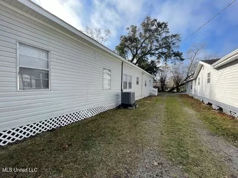 Other - 4040 W Pine St, Moss Point, MS 39563 photo 6 of 6