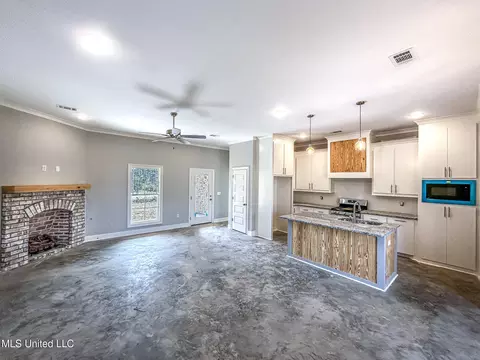 981 Riverside Ln, Pearl, MS 39208 photo 2