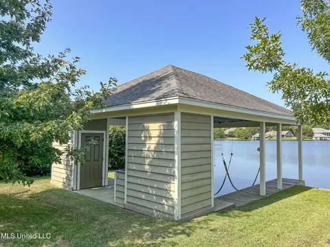 Exterior - 149 Belle Pointe Cir, Madison, MS 39110 photo 36 of 39