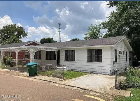 83 Spain Drive Dr, Grenada, MS 38901 photo 1