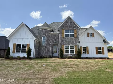 3145 Autumn Wind Dr, Hernando, MS 38632
