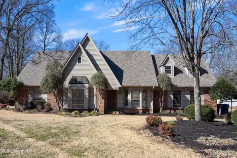 4100 Redwood Dr, Olive Branch, MS 38654
