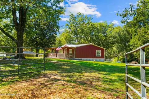 8079 Harmony Rd, Crystal Springs, MS 39059