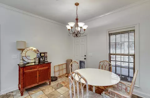Dining - 151 Covey Run, Madison, MS 39110 photo 4 of 4