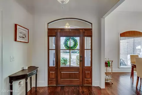 Entry Way - 151 Covey Run, Madison, MS 39110 photo 2 of 3