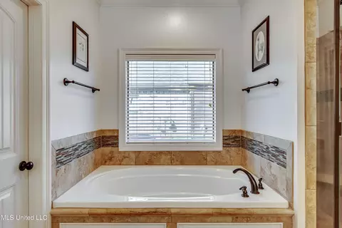 Bath - 151 Covey Run, Madison, MS 39110 photo 1 of 7