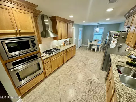 Kitchen - 304 Early Ewing St, Benoit, MS 38725 photo 3 of 3