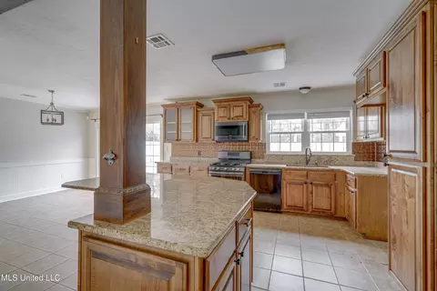 Kitchen - 107 Clower Ave, Long Beach, MS 39560 photo 5 of 7