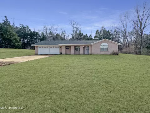 237 Liles Rd, Holly Springs, MS 38635