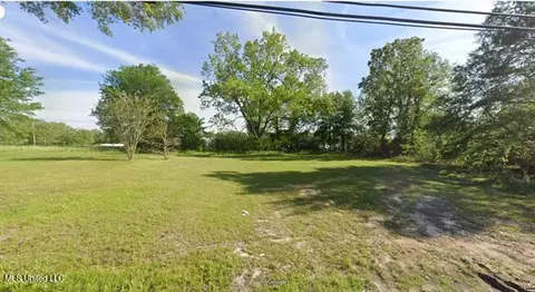903 S College St, Pelahatchie, MS 39145