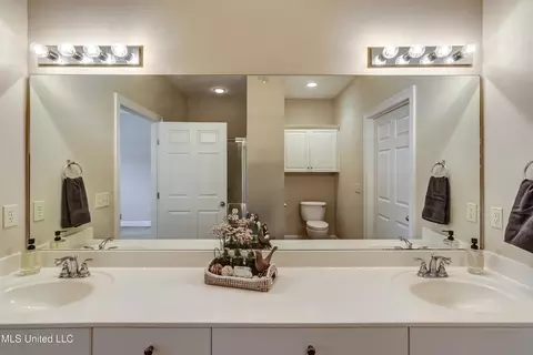 Bath - 220 Independence Blvd, Flowood, MS 39232 photo 3 of 6