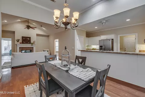 Dining - 220 Independence Blvd, Flowood, MS 39232 photo 1 of 3