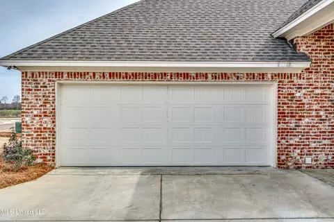 894 Glenwild Cir, Canton, MS 39046 photo 14