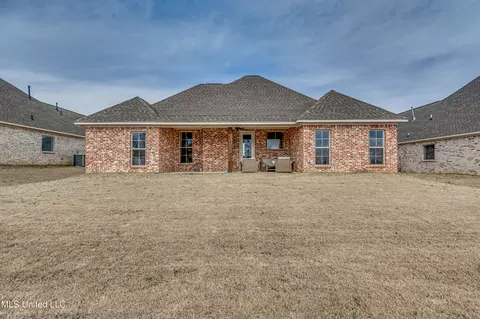 894 Glenwild Cir, Canton, MS 39046 photo 8