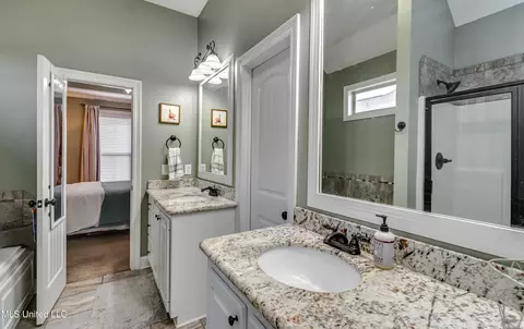 Bath - 409 Cumberland Rdg, Madison, MS 39110 photo 2 of 6