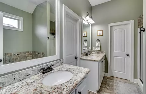 Bath - 409 Cumberland Rdg, Madison, MS 39110 photo 3 of 6