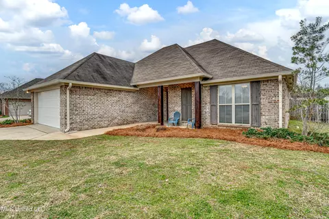 Exterior - 409 Cumberland Rdg, Madison, MS 39110 photo 3 of 10