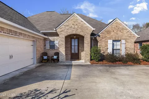 Exterior - 226 Falls Xing, Madison, MS 39110 photo 3 of 10