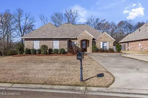 Exterior - 226 Falls Xing, Madison, MS 39110 photo 2 of 10