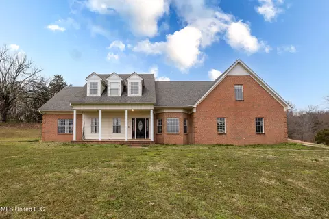 3574 Cleveland Rd, Hernando, MS 38632