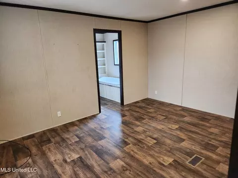 379 Maple St, Florence, MS 39073 photo 13