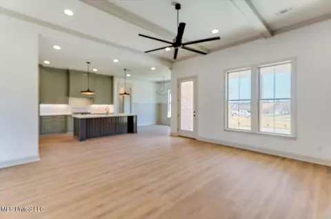 Living - 176 Bronson Bnd, Flowood, MS 39232 photo 2 of 4