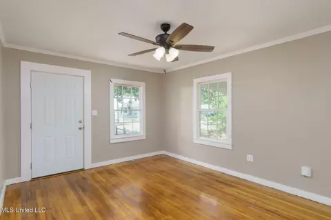 Living - 70 Duncan St, Lucedale, MS 39452 photo 1 of 3