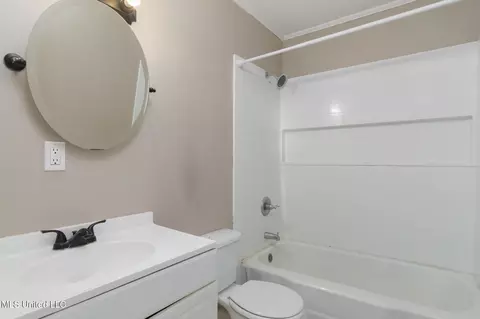 Bath - 70 Duncan St, Lucedale, MS 39452 photo 1 of 1