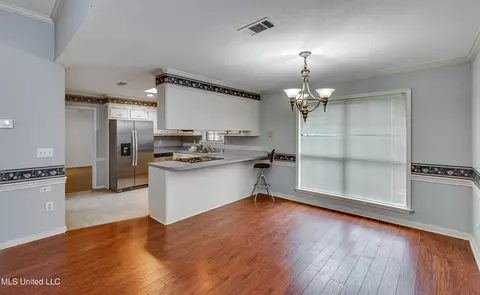 Dining - 104 Devonport Cir, Raymond, MS 39154 photo 3 of 3