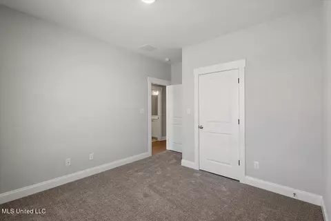 Bedroom - 617 Sunflower St, Nesbit, MS 38651 photo 3 of 6