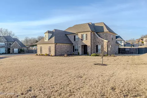 1244 Bennett Cv, Southaven, MS 38671