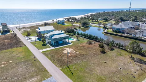 310 S Seashore Ave, Long Beach, MS 39560 photo 8