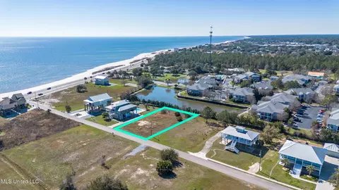 310 S Seashore Ave, Long Beach, MS 39560 photo 5