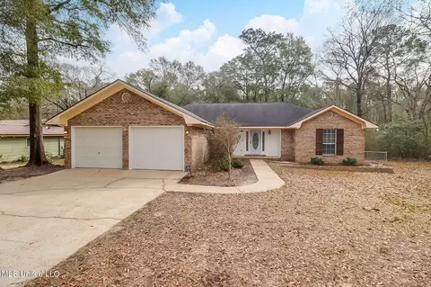 315 Guthrie Dr, Wiggins, MS 39577