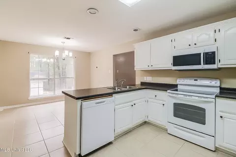 315 Guthrie Dr, Wiggins, MS 39577 photo 5