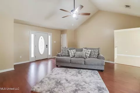 315 Guthrie Dr, Wiggins, MS 39577 photo 4