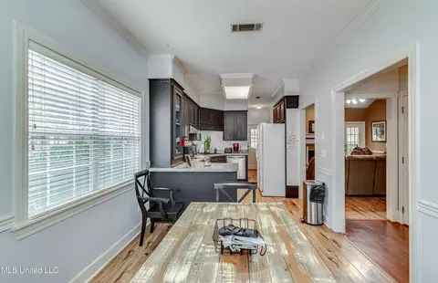 Dining - 610 Old Rice Rd, Madison, MS 39110 photo 2 of 2