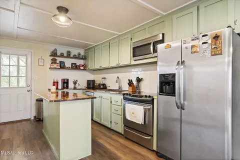 Kitchen - 138 Mechanic Aly, Lucedale, MS 39452 photo 1 of 3