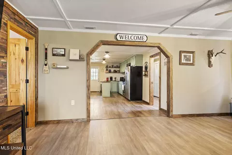 Entry Way - 138 Mechanic Aly, Lucedale, MS 39452 photo 1 of 2