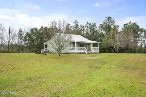 Exterior - 138 Mechanic Aly, Lucedale, MS 39452 photo 2 of 5