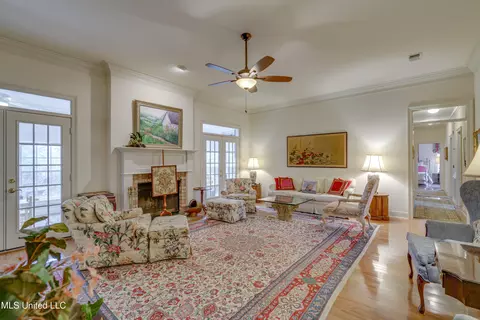 Living - 7898 Hilo Way, Diamondhead, MS 39525 photo 5 of 6